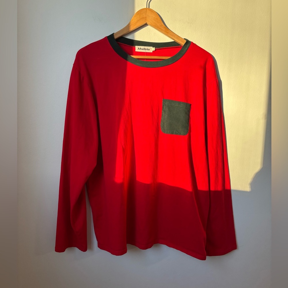 Abollria large long sleeve shirt